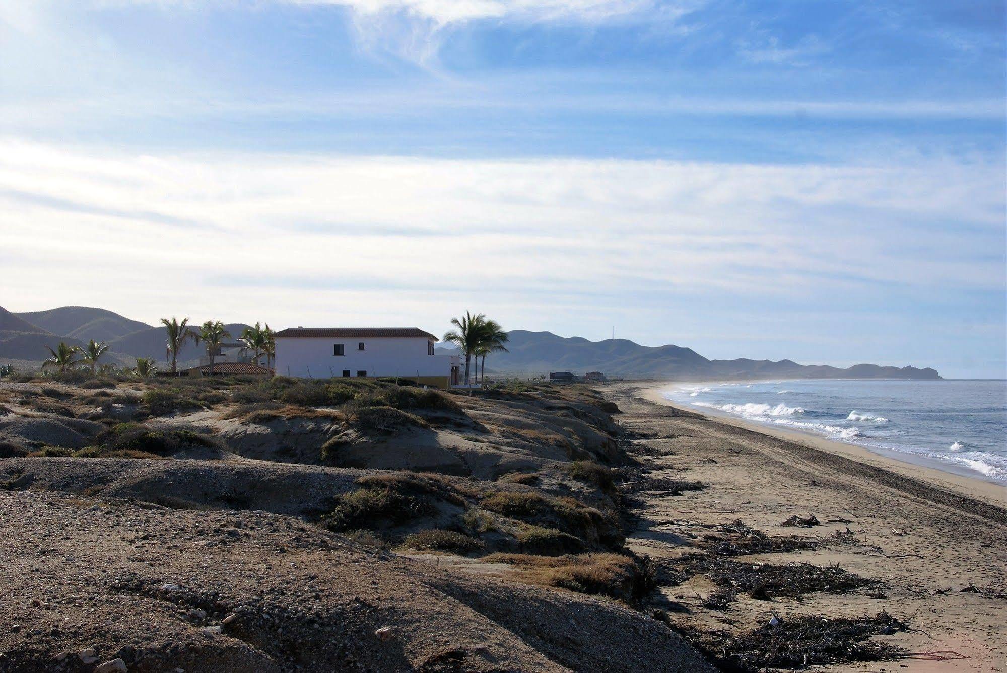 Cerritos Beach Inn El Pescadero  Exterior photo